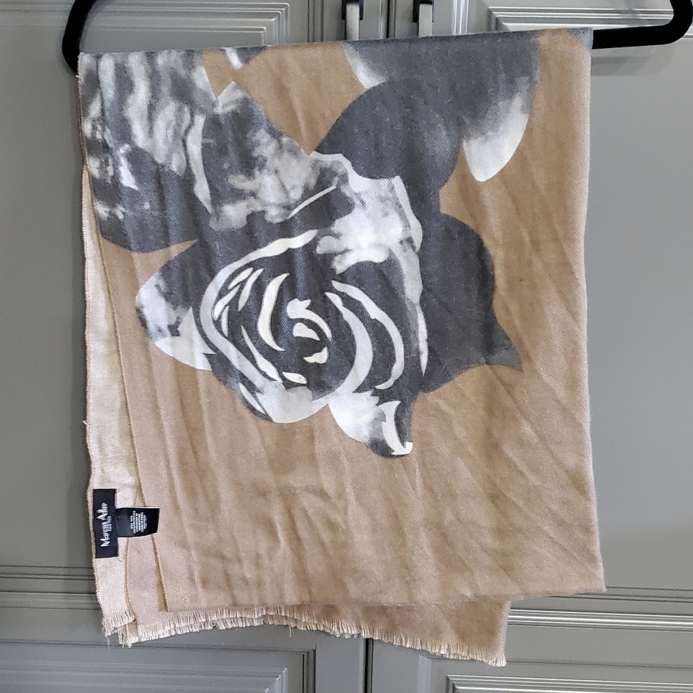 Marcus Adler Scarf New York/Wrap⚜️🖤🤎⚜️